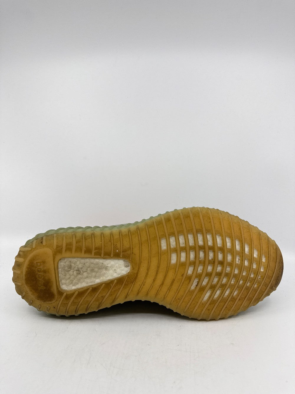 *USED* YEEZY BOOST 350 V2 - DESERT SAGE|35780