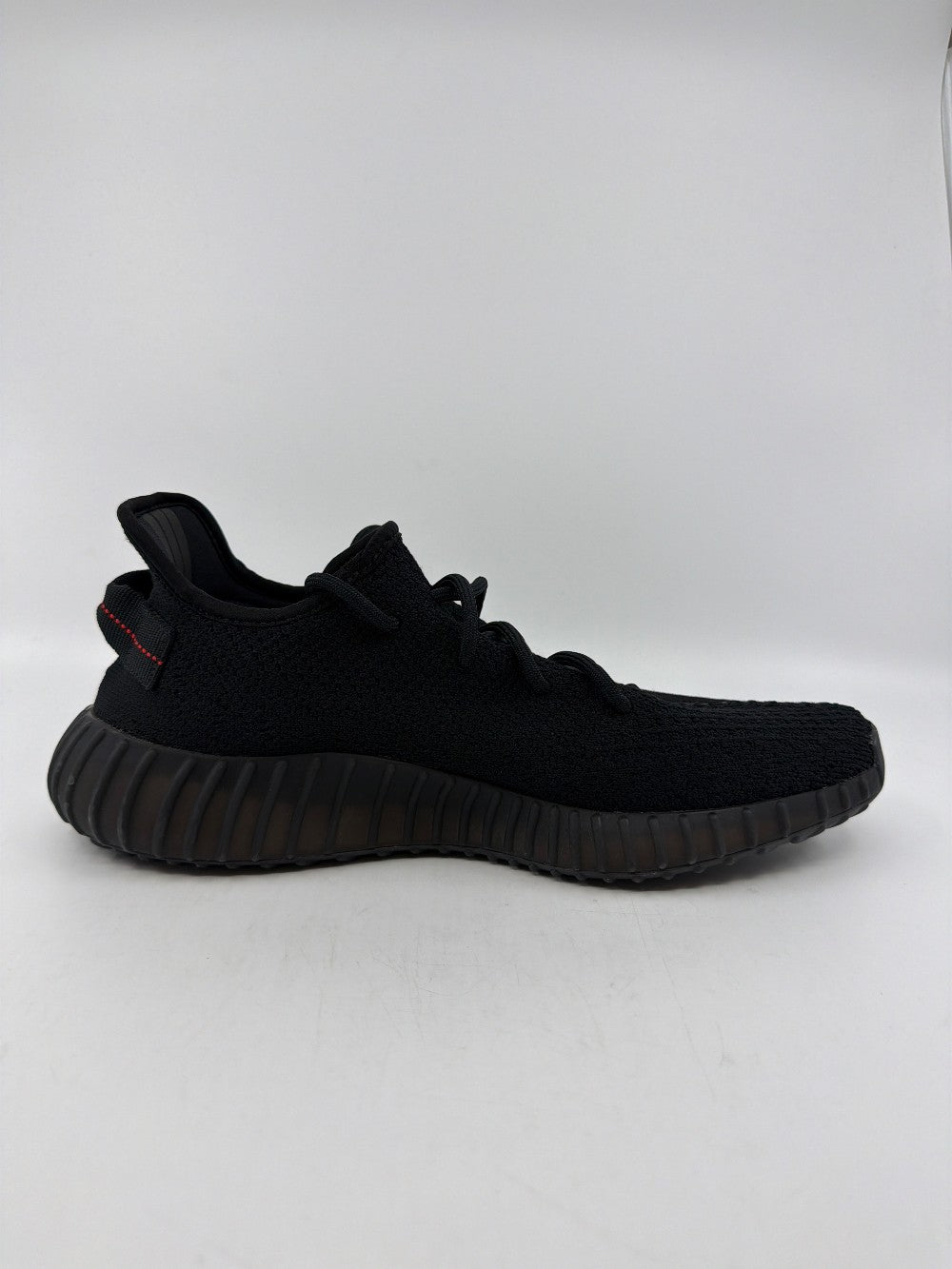 *USED* YEEZY 350 V2 - BLACK RED|35999