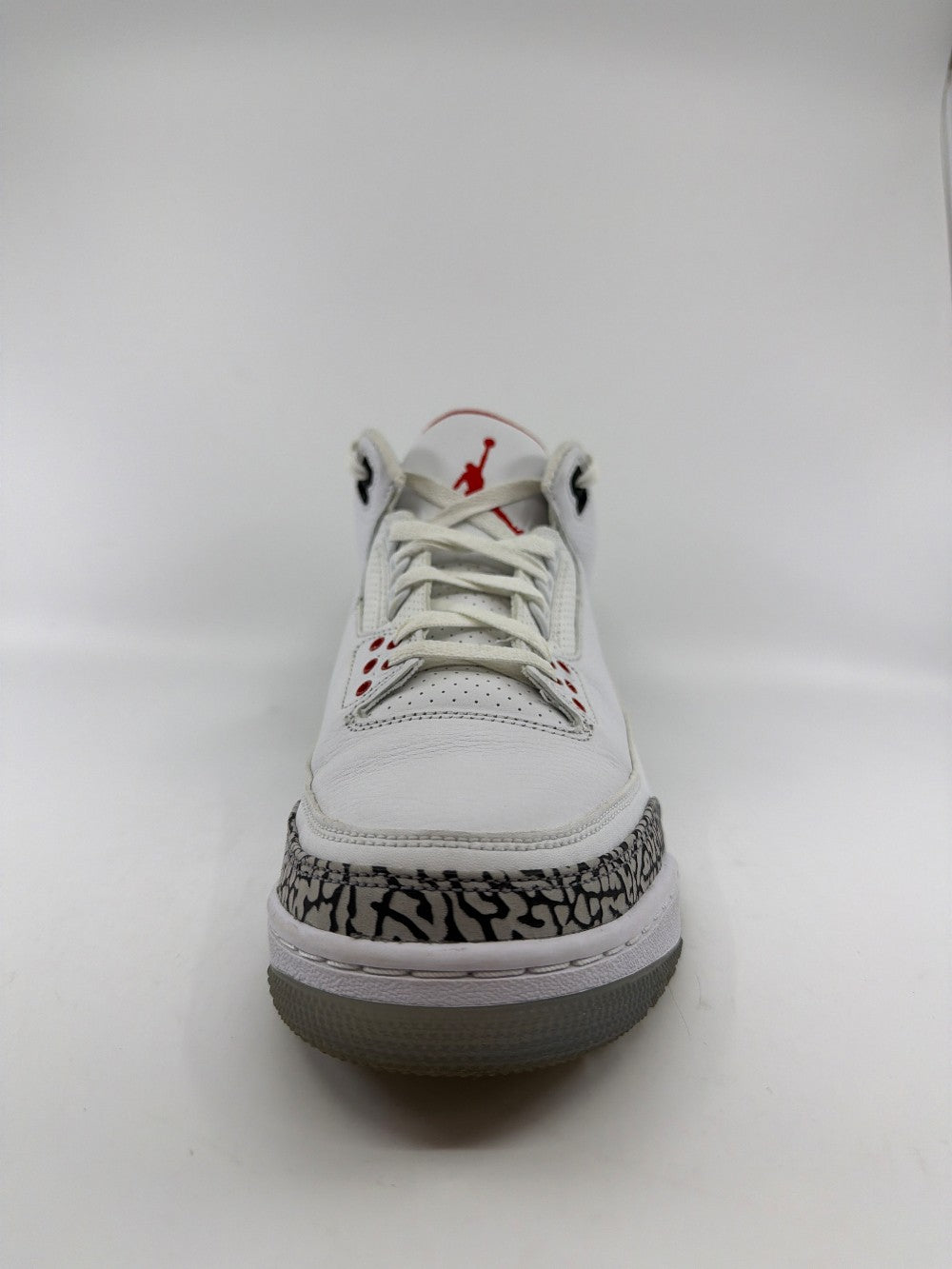 *USED* AJ 3 - FREE THROW LINE WHITE CEMENT|36093