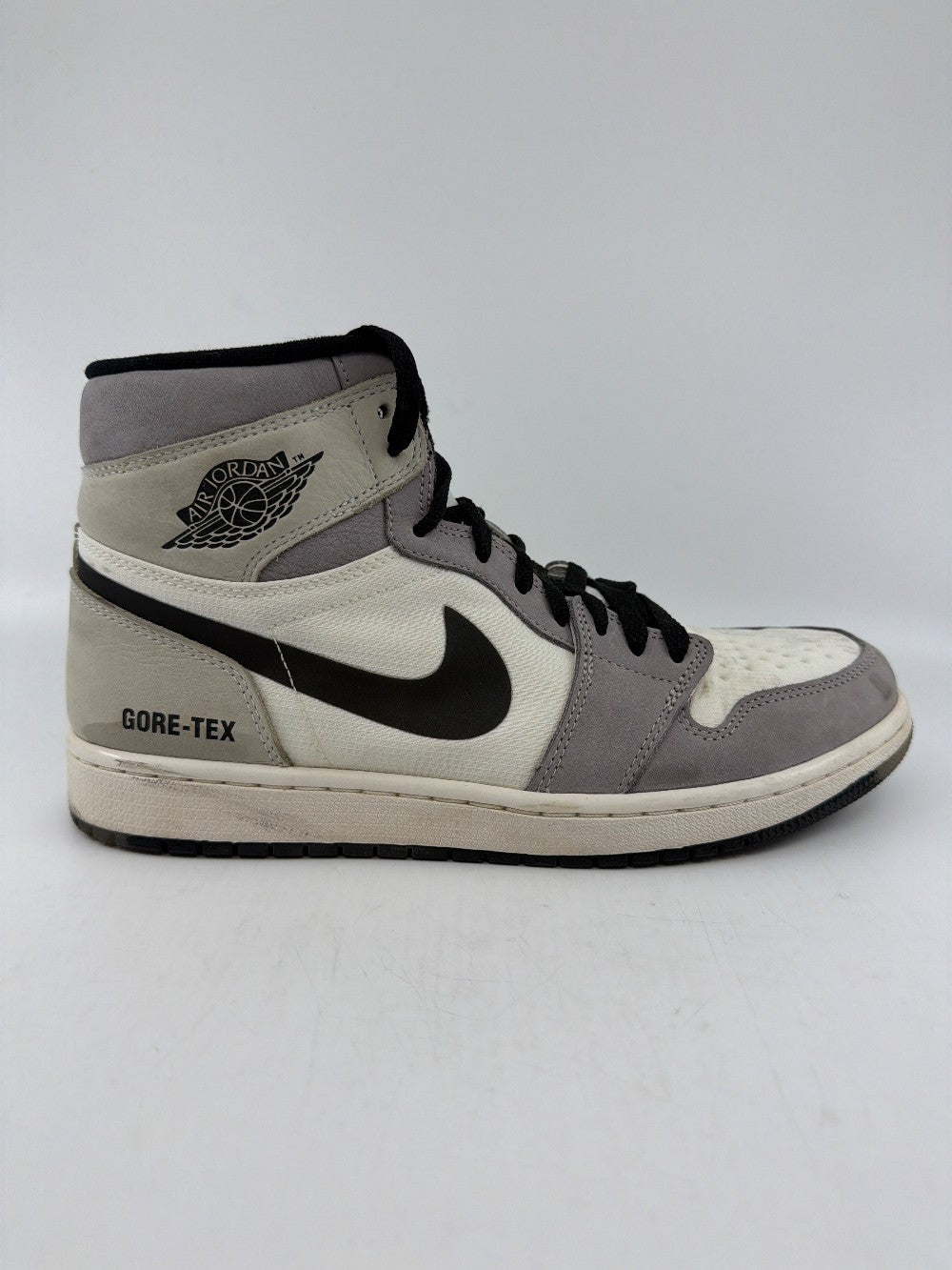 *USED* AJ 1 - HIGH ELEMENT GORE-TEX LIGHT BONE|36134