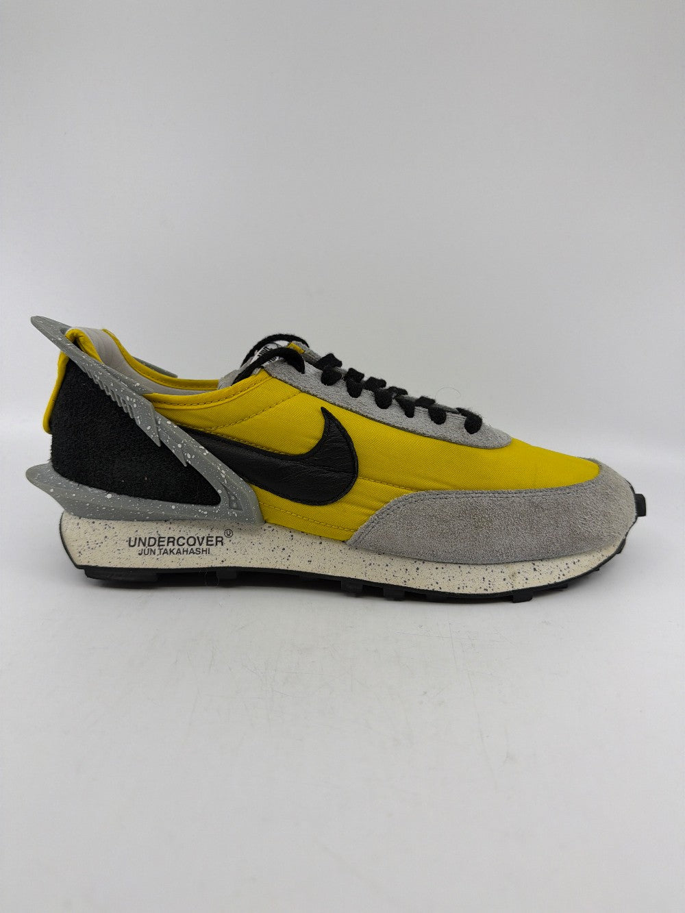 *USED* NIKE DAYBREAK - UNDERCOVER BRIGHT CITRON|36217