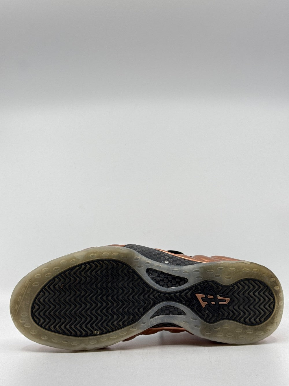 *USED* NIKE AIR FOAMPOSITE ONE - COPPER (2024)|36401