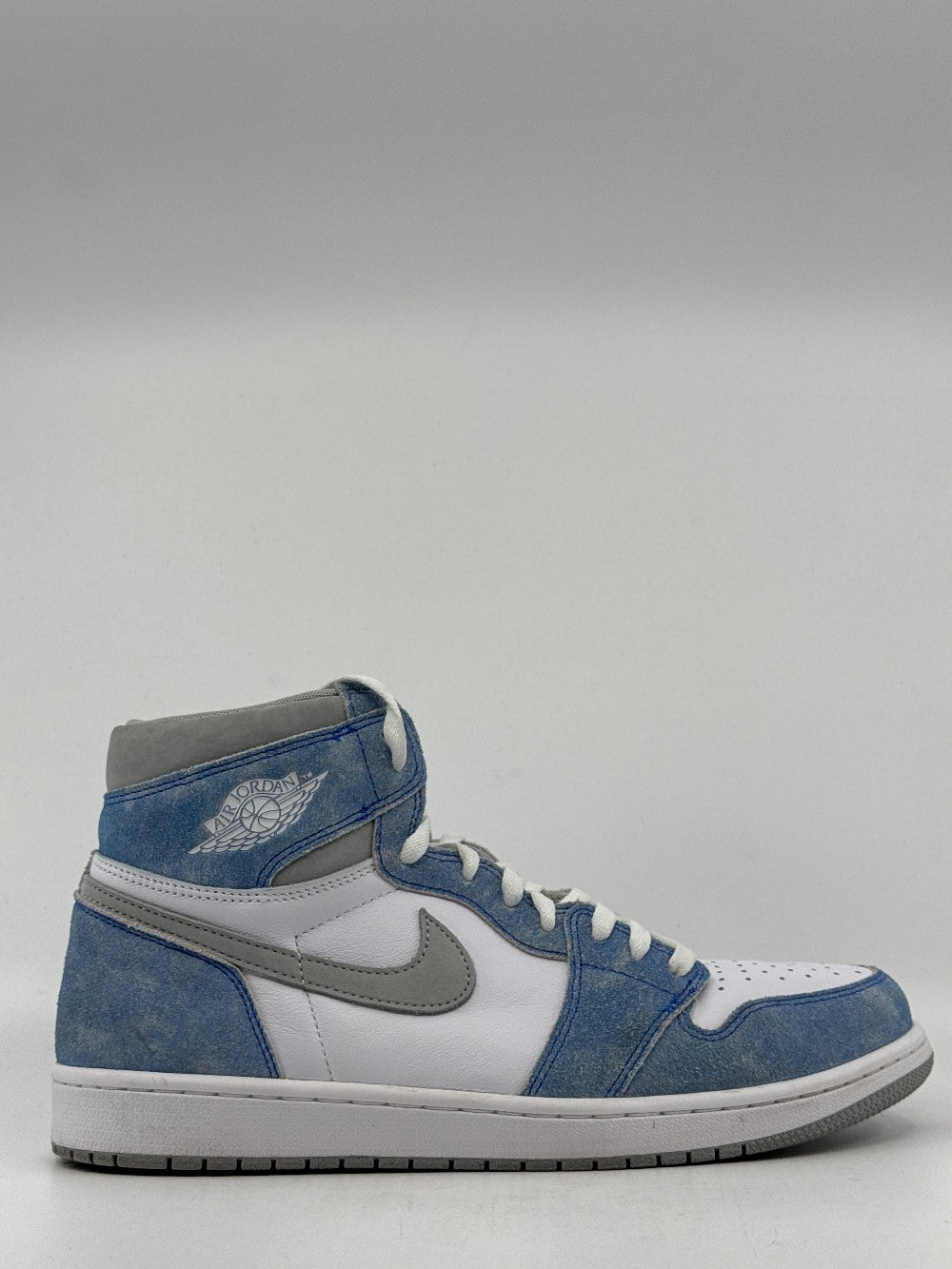 *USED* AJ 1 - HYPER ROYAL SMOKE GREY|36402