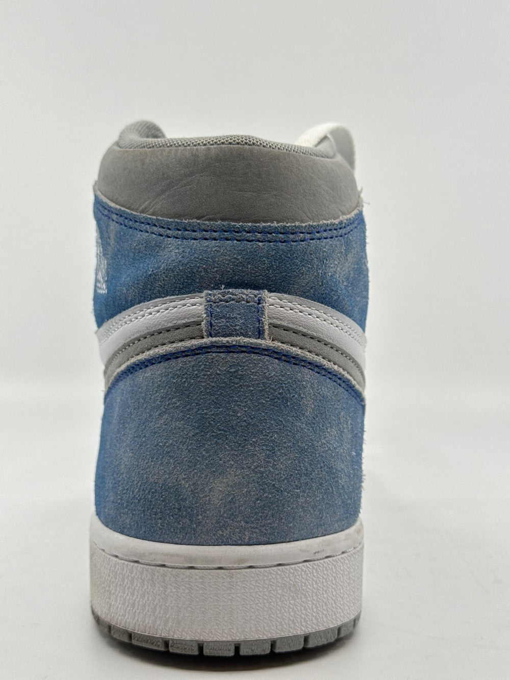 *USED* AJ 1 - HYPER ROYAL SMOKE GREY|36409