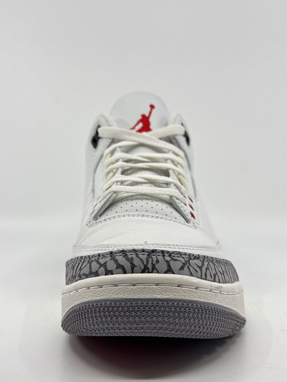 *USED AJ 3 - WHITE CEMENT REIMAGINED|36447