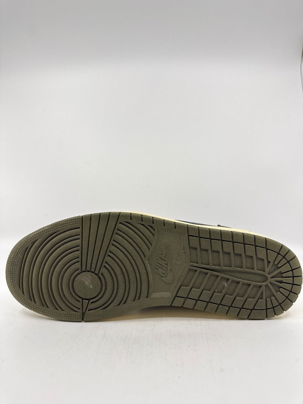 *USED* AJ 1 LOW X TRAVIS SCOTT - MEDIUM OLIVE|36495