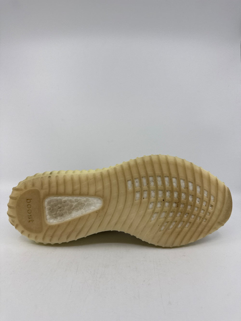 *USED/NO BOX* YEEZY 350 V2 - BONE|36533