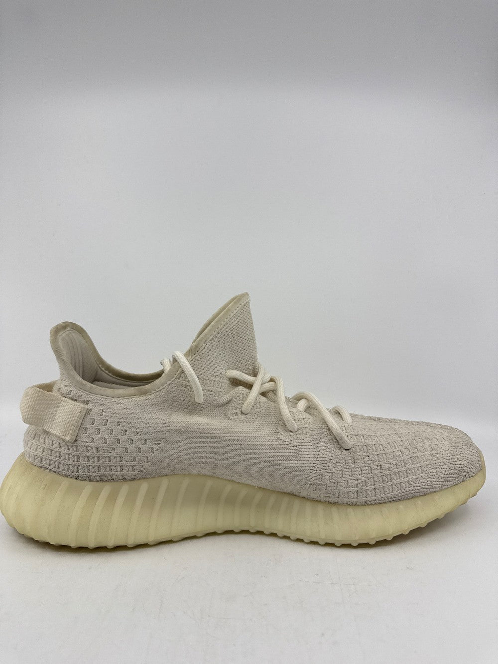 *USED/NO BOX* YEEZY 350 V2 - BONE|36536