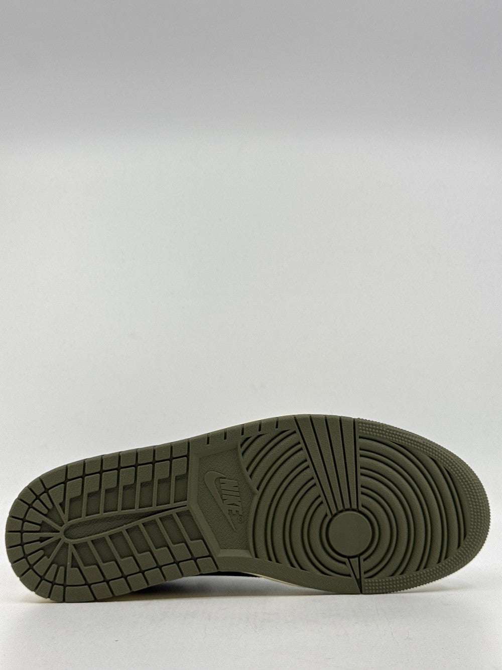 AJ 1 LOW X TRAVIS SCOTT - MEDIUM OLIVE|36954