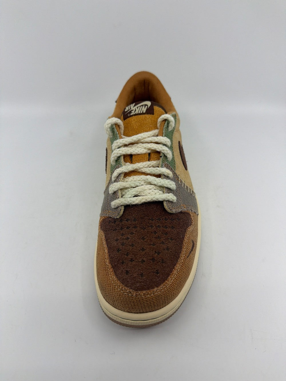 *USED* AJ 1 LOW X ZION WILLIAMSON - VOODOO|37060