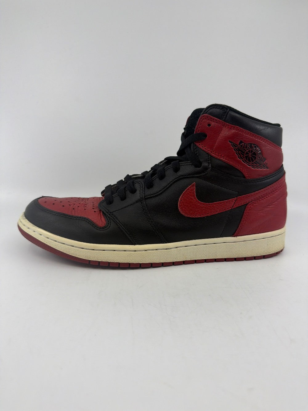 *USED* AJ 1 - BRED BANNED (2016)|37268