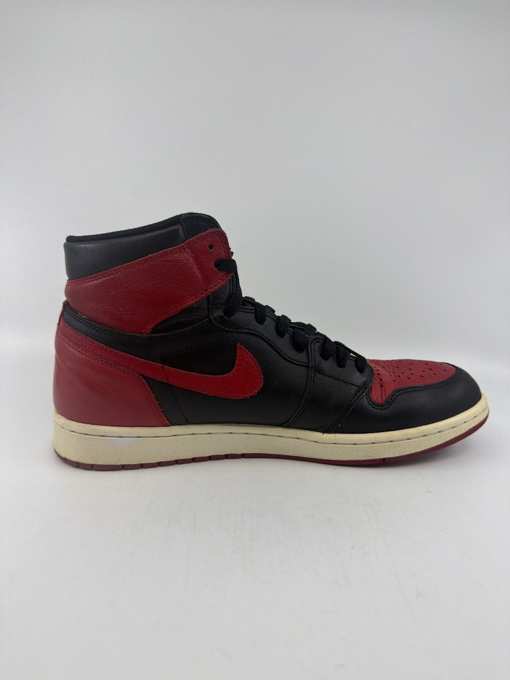 *USED* AJ 1 - BRED BANNED (2016)|37270