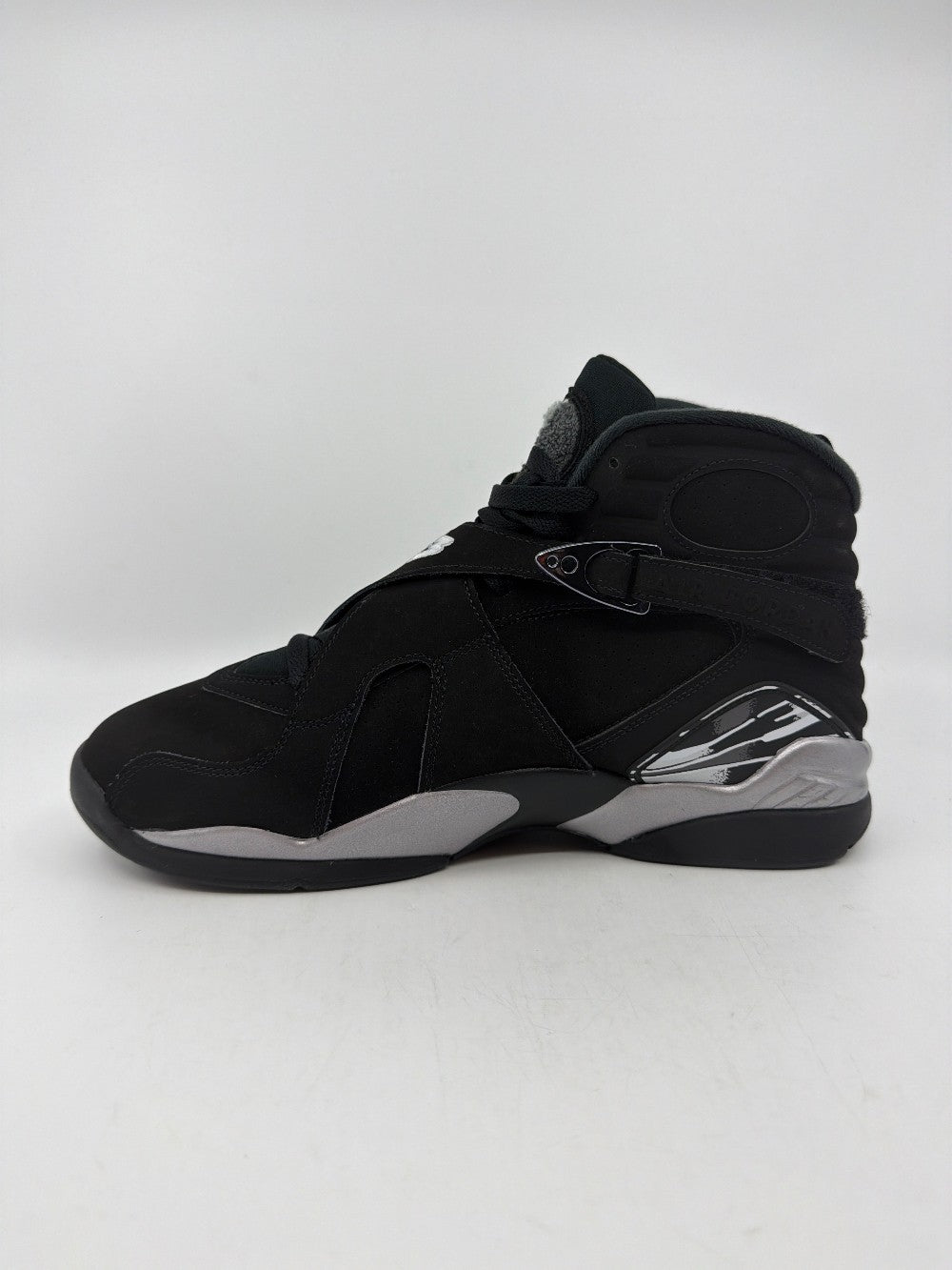 AJ 8 - CHROME (2026)|37405