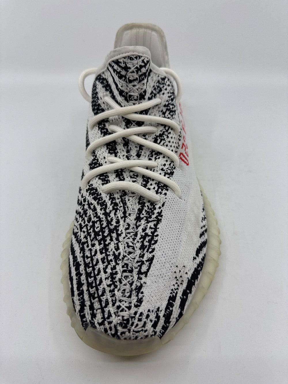 *USED/NO BOX* YEEZY 350 BOOST V2 - ZEBRA|37445