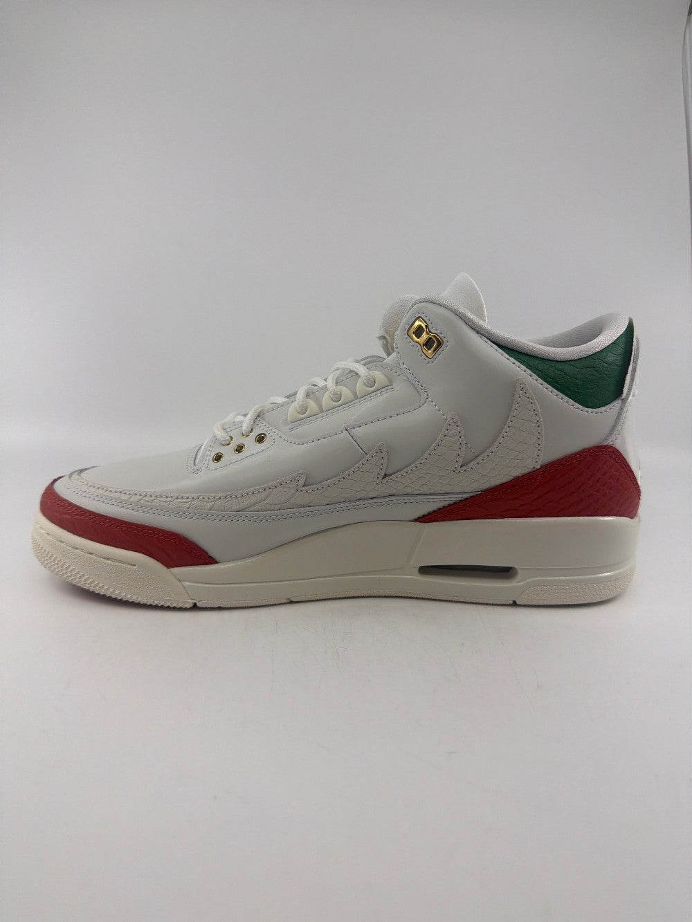 AJ 3 - EL VUELO SUMMIT WHITE|37741