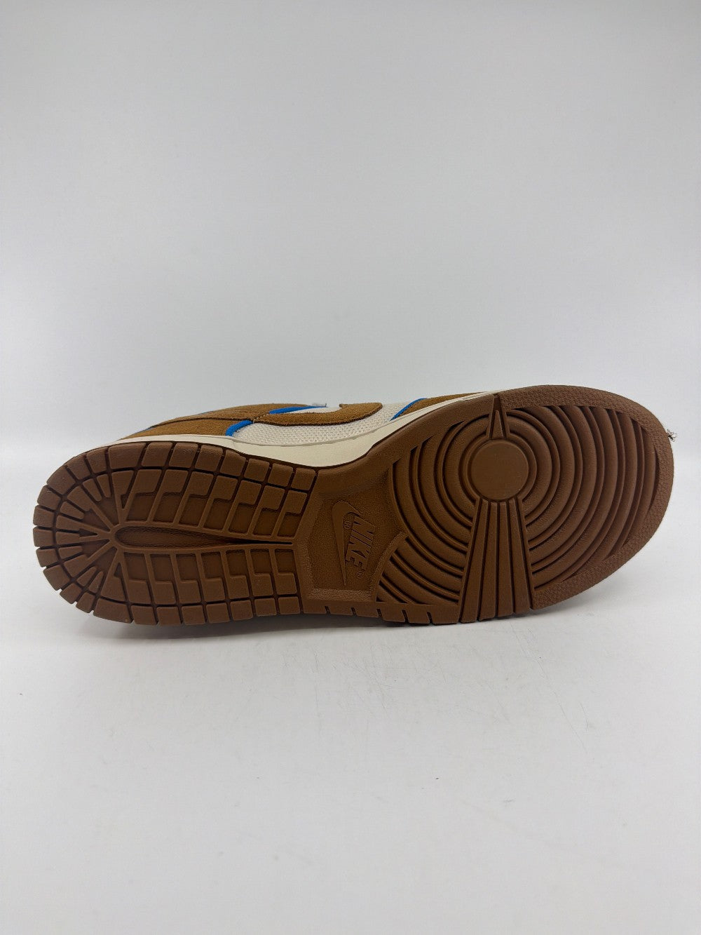 NIKE DUNK LOW - LIGHT BRITISH TAN|37933