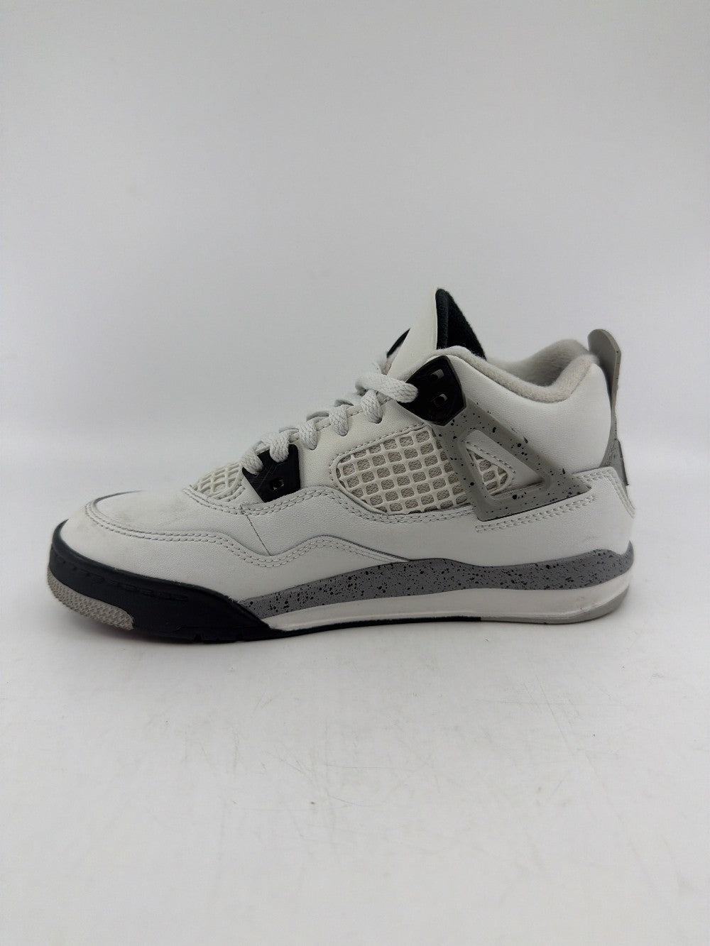 *USED* AJ 4 (PS) - WHITE CEMENT (2025)|37966