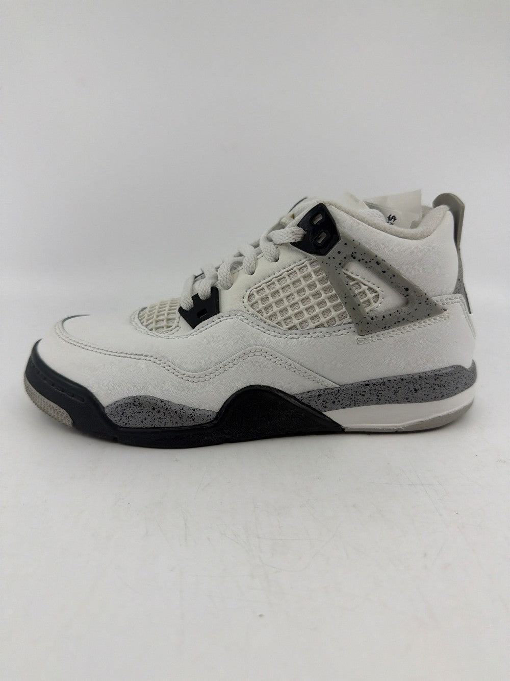 *USED* AJ 4 (PS) - WHITE CEMENT (2025)|37969