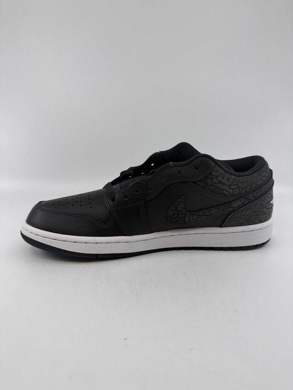 AJ 1 LOW - BLACK ELEPHANT|38045