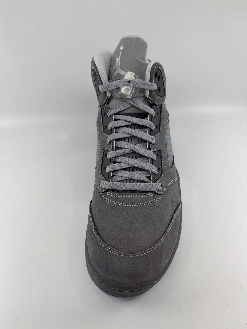 AJ 5 - WOLF GREY (2026)|38359
