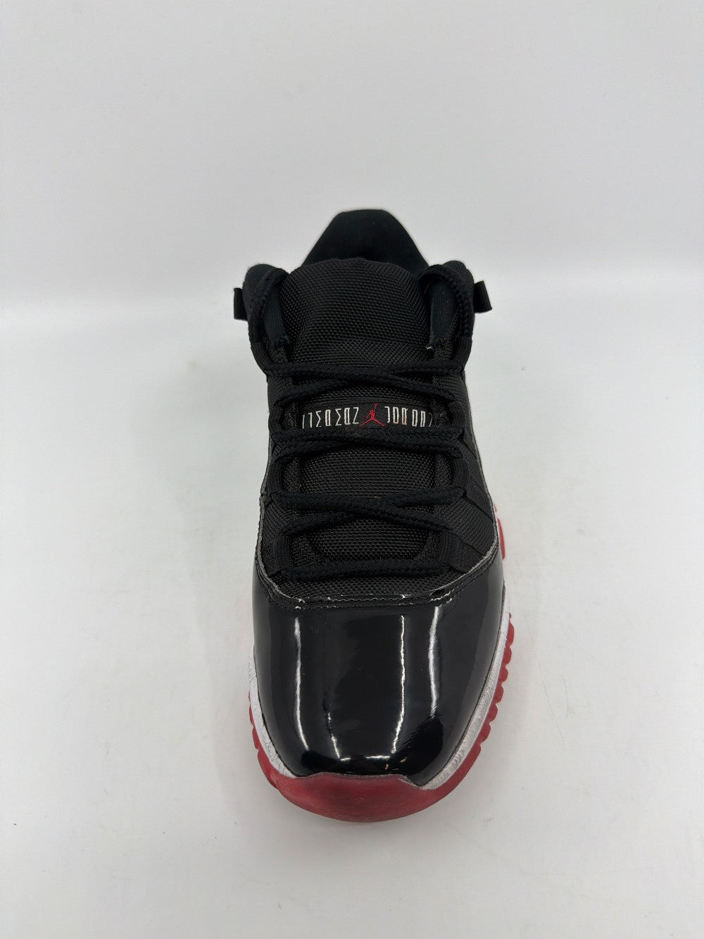 *USED* AJ 11 LOW - BRED (2025)|38588