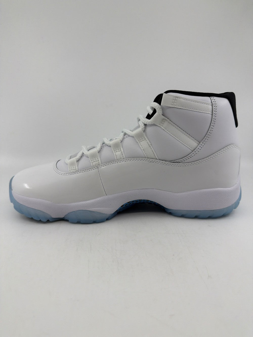 AJ 11 - LEGEND BLUE (2024)|38724