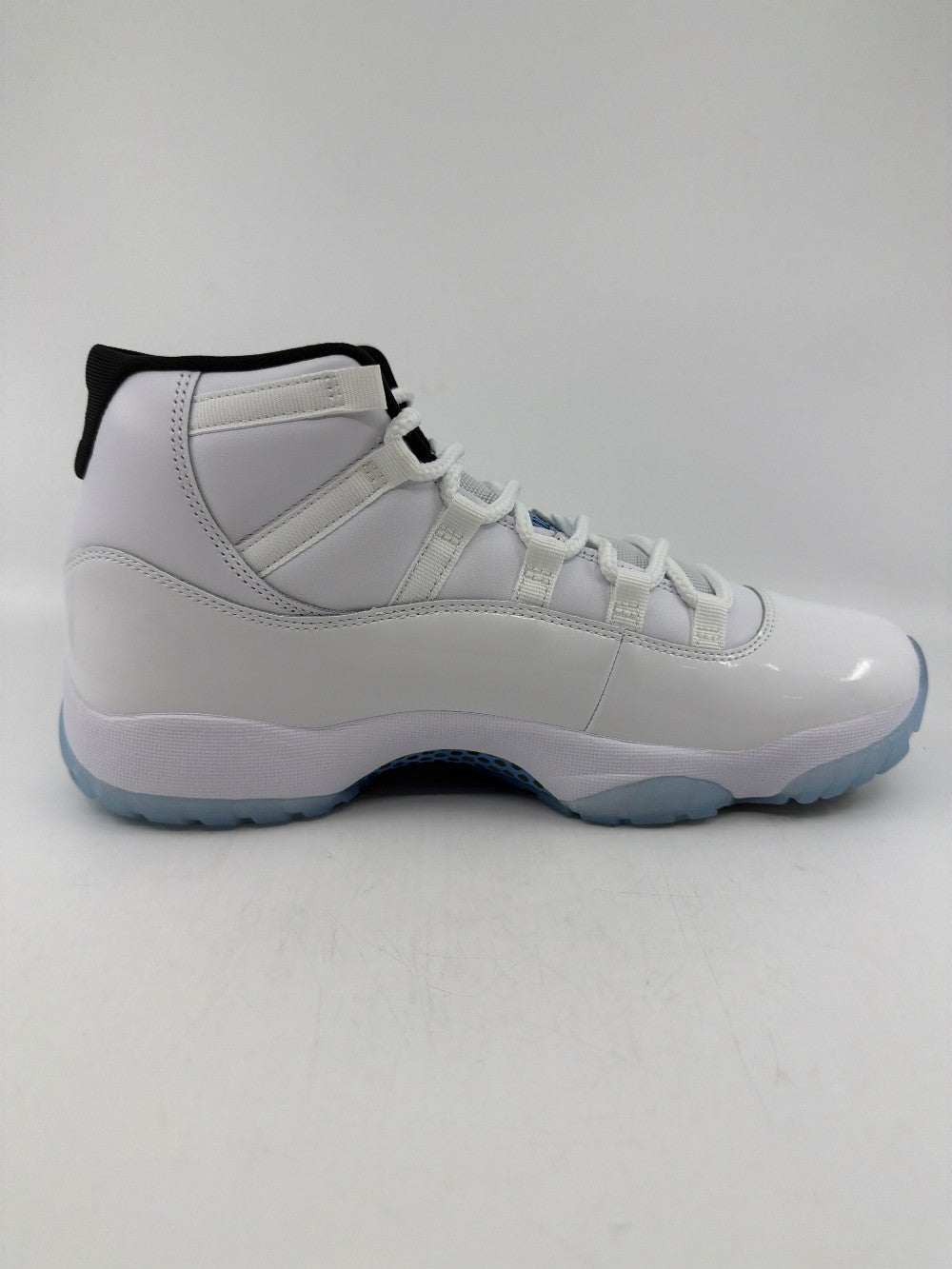 AJ 11 - LEGEND BLUE (2024)|38729