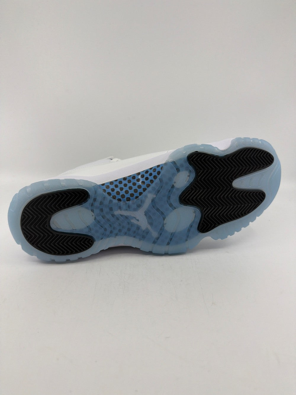 AJ 11 - LEGEND BLUE (2024)|38731