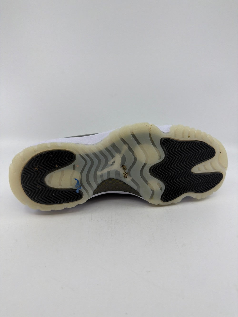 *USED/REP BOX* AJ 11 - DMP GRATITUDE (2023)|38736