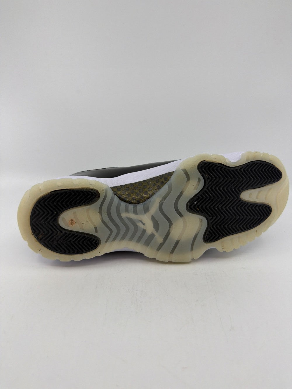 *USED/REP BOX* AJ 11 - DMP GRATITUDE (2023)|38741