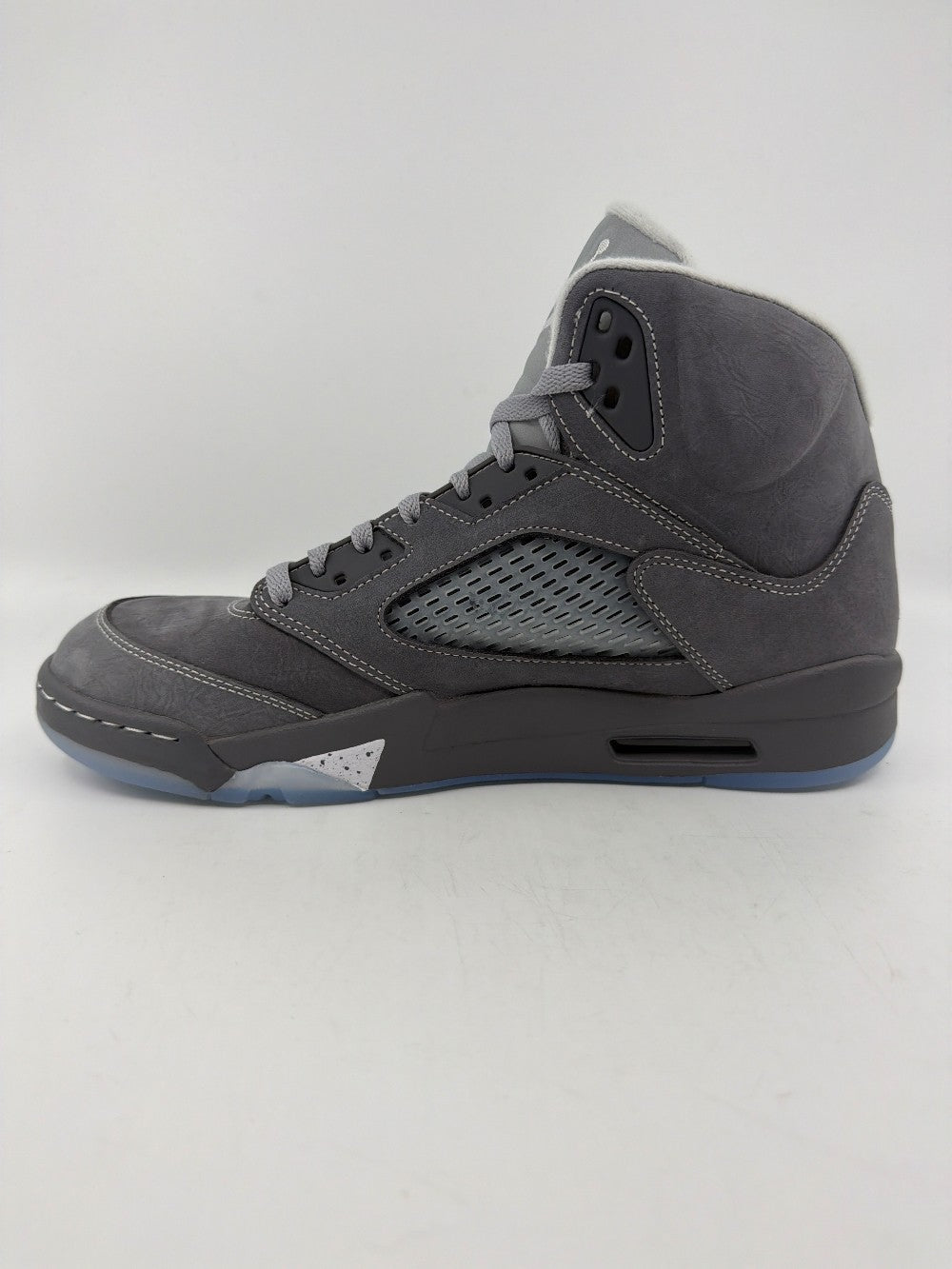 *USED* AJ 5 - WOLF GREY (2026)|38766