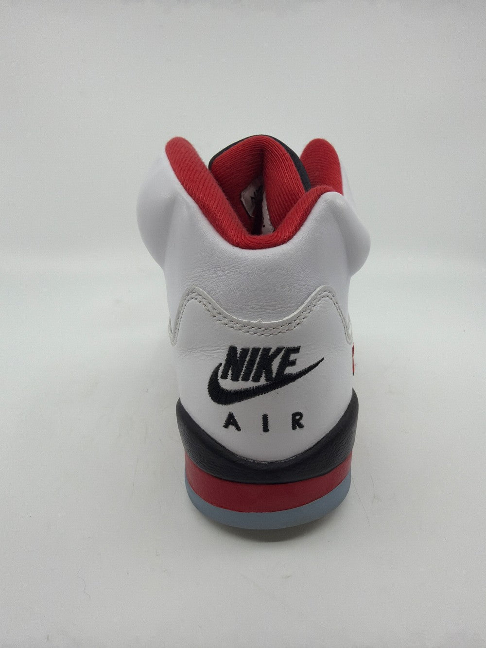 *USED* AJ 5 (GS) - FIRE RED BLACK TONGUE|38777