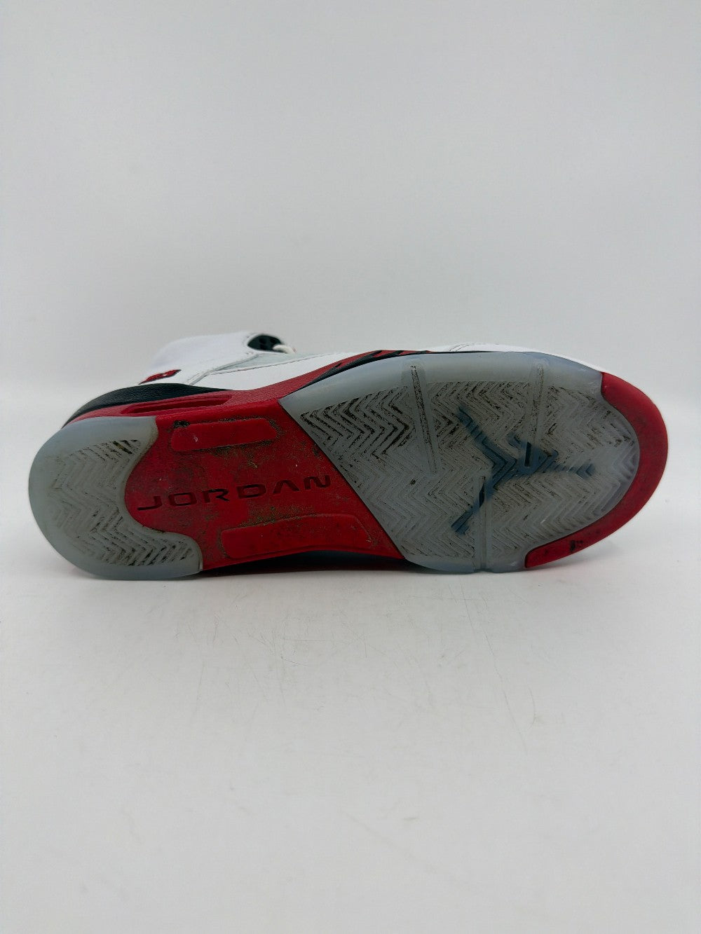 *USED* AJ 5 (GS) - FIRE RED BLACK TONGUE|38778
