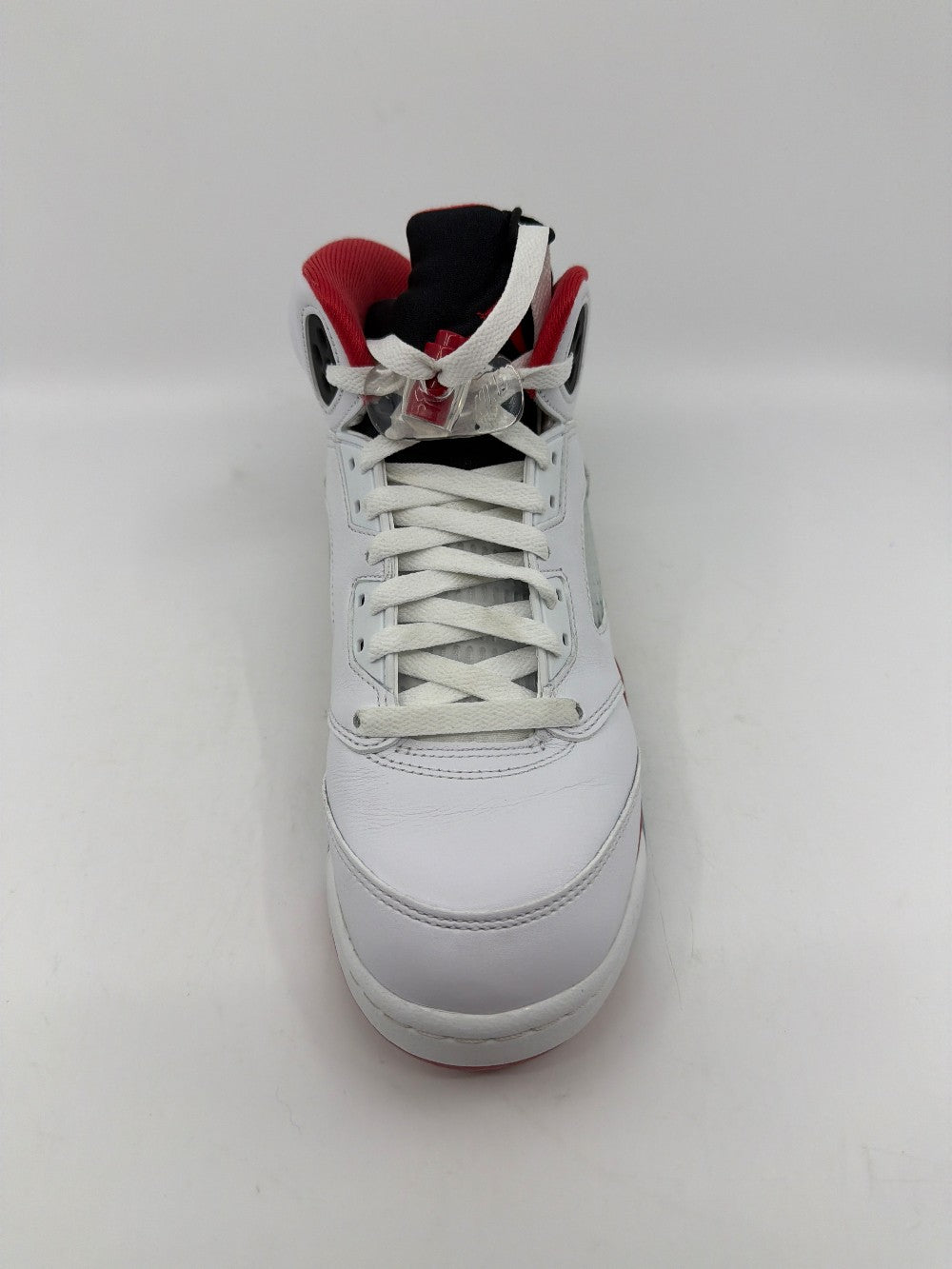 *USED* AJ 5 (GS) - FIRE RED BLACK TONGUE|38780