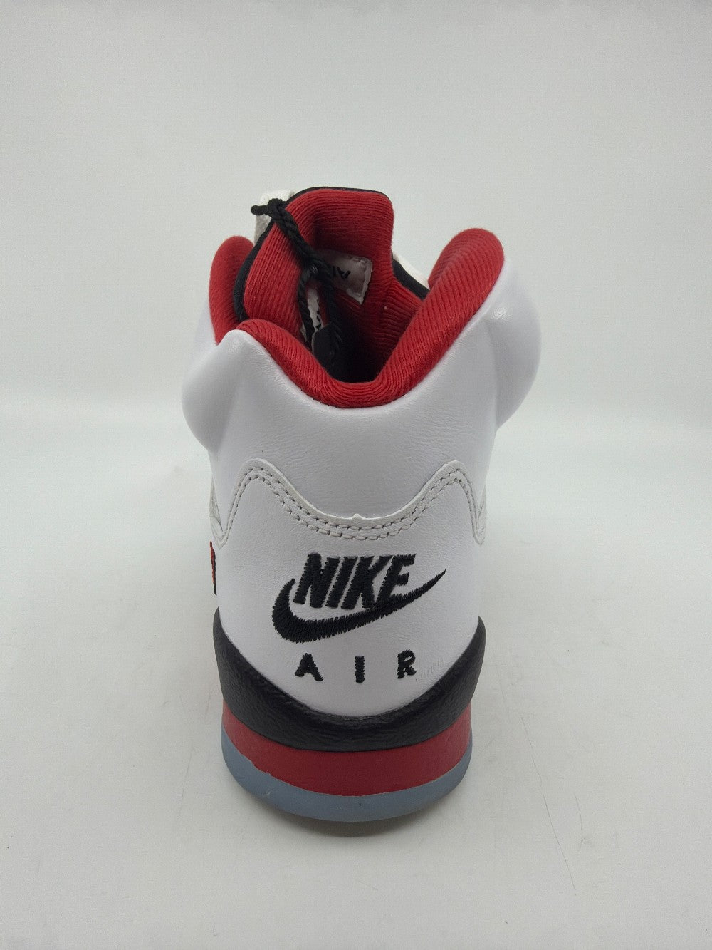 *USED* AJ 5 (GS) - FIRE RED BLACK TONGUE|38782
