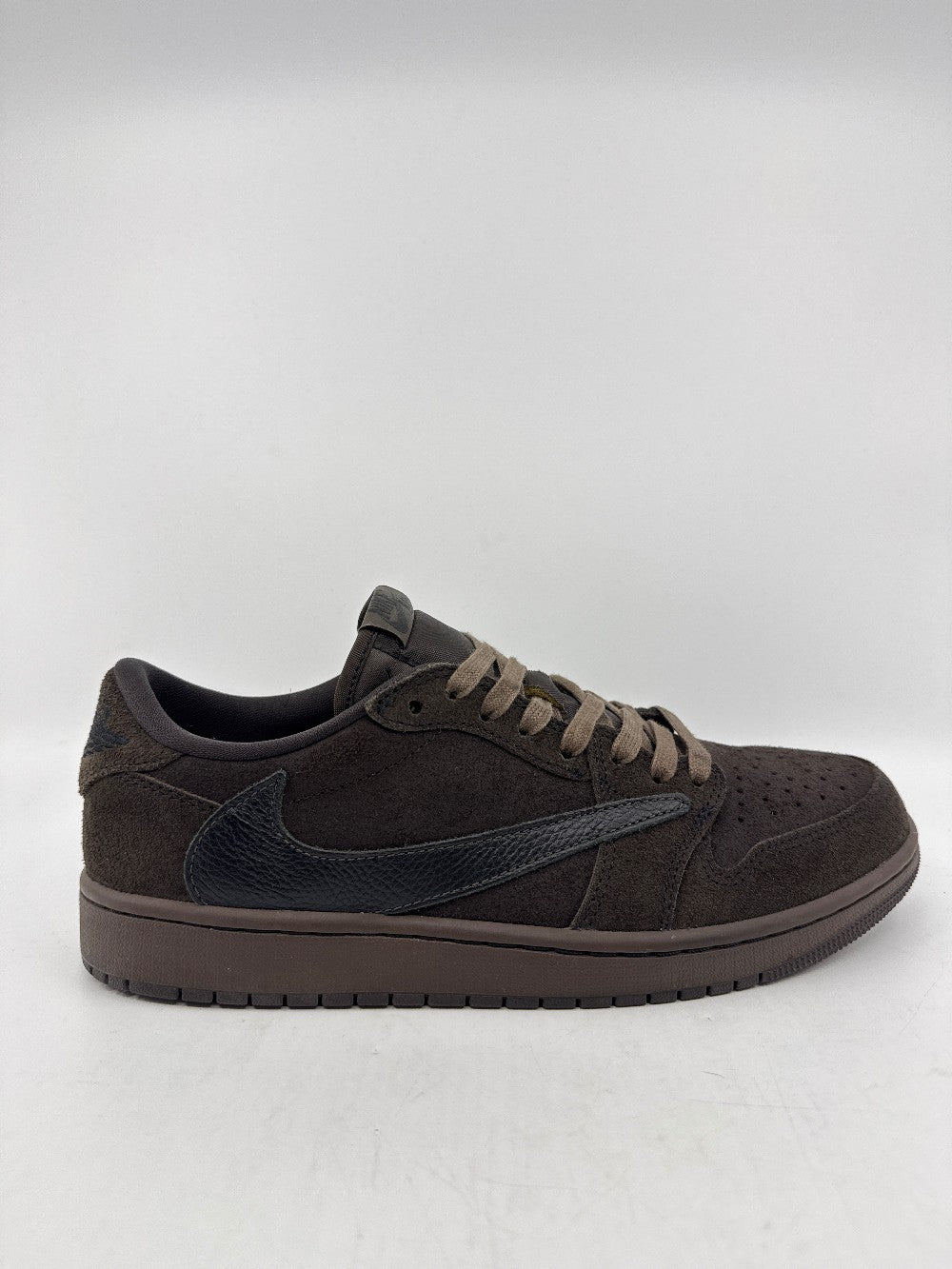 *USED* AJ 1 LOW X TRAVIS SCOTT - VELVET BROWN|38814