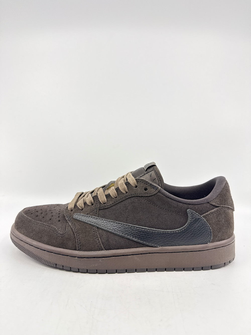 *USED* AJ 1 LOW X TRAVIS SCOTT - VELVET BROWN|38821