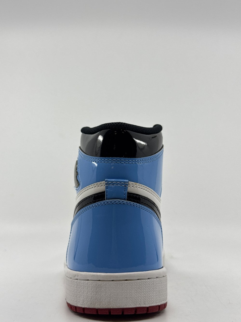*VNDS/NO BOX* AJ 1 - FEARLESS UNC CHICAGO|38933