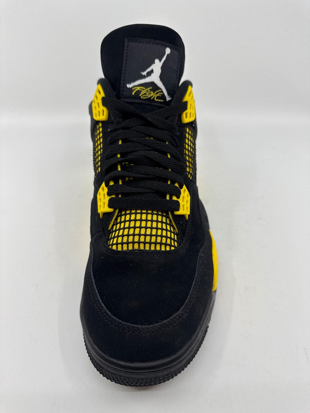 *USED* AJ 4 - THUNDER (2023)|39168