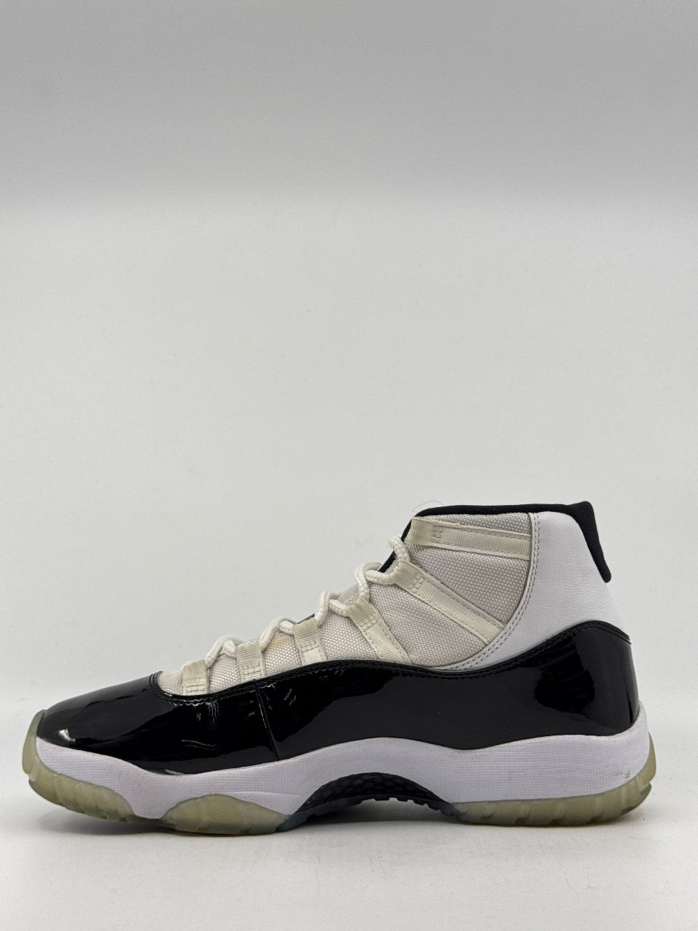 *USED* AJ 11 - CONCORD (2018)|39208