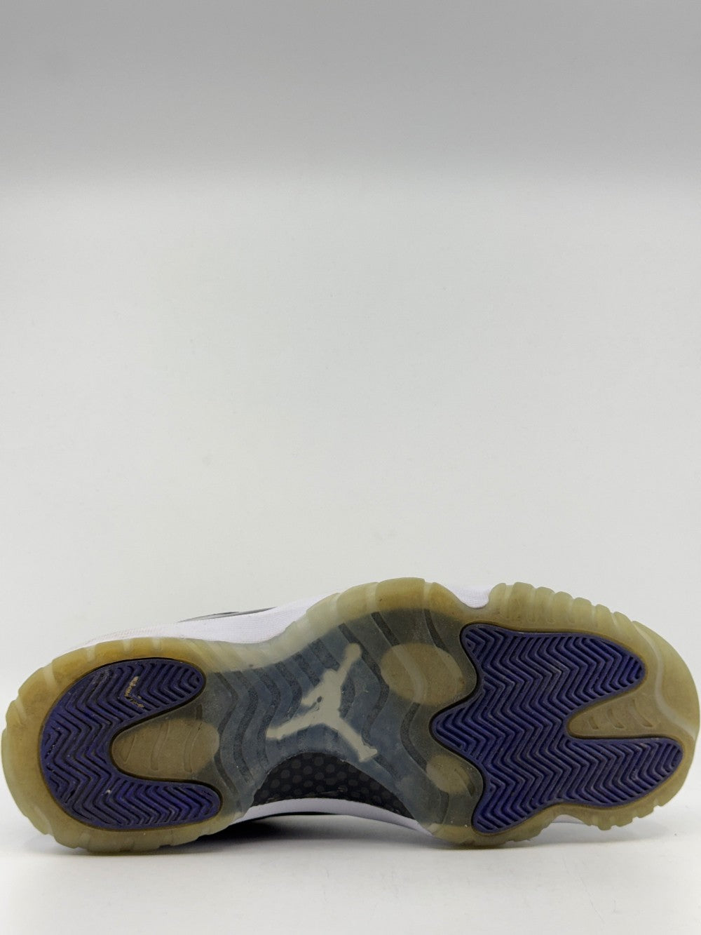 *USED* AJ 11 - CONCORD (2018)|39211