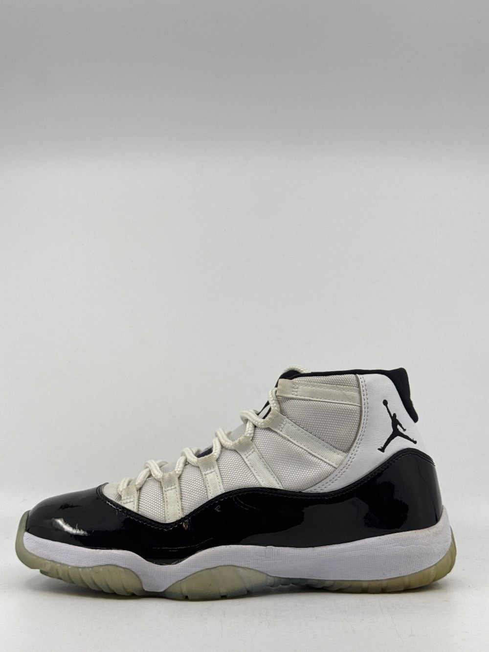 *USED* AJ 11 - CONCORD (2018)|39212