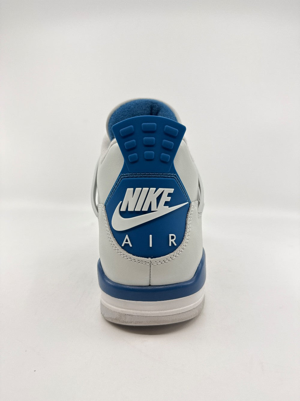 *USED* AJ 4 - MILITARY BLUE (2024)|39250