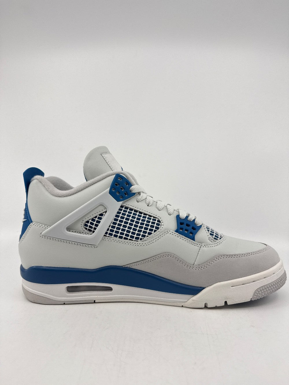 *USED* AJ 4 - MILITARY BLUE (2024)|39254