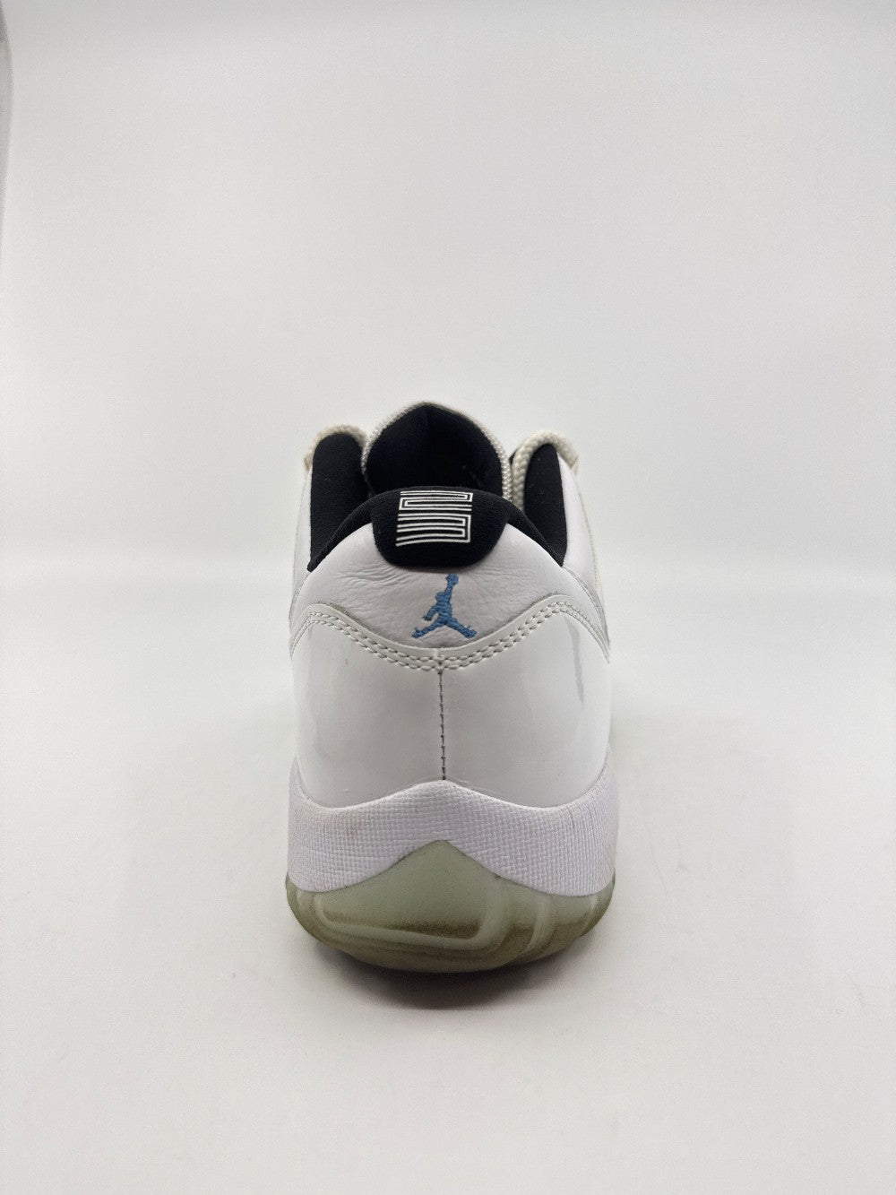 *USED* AJ 11 LOW - LEGEND BLUE|39270