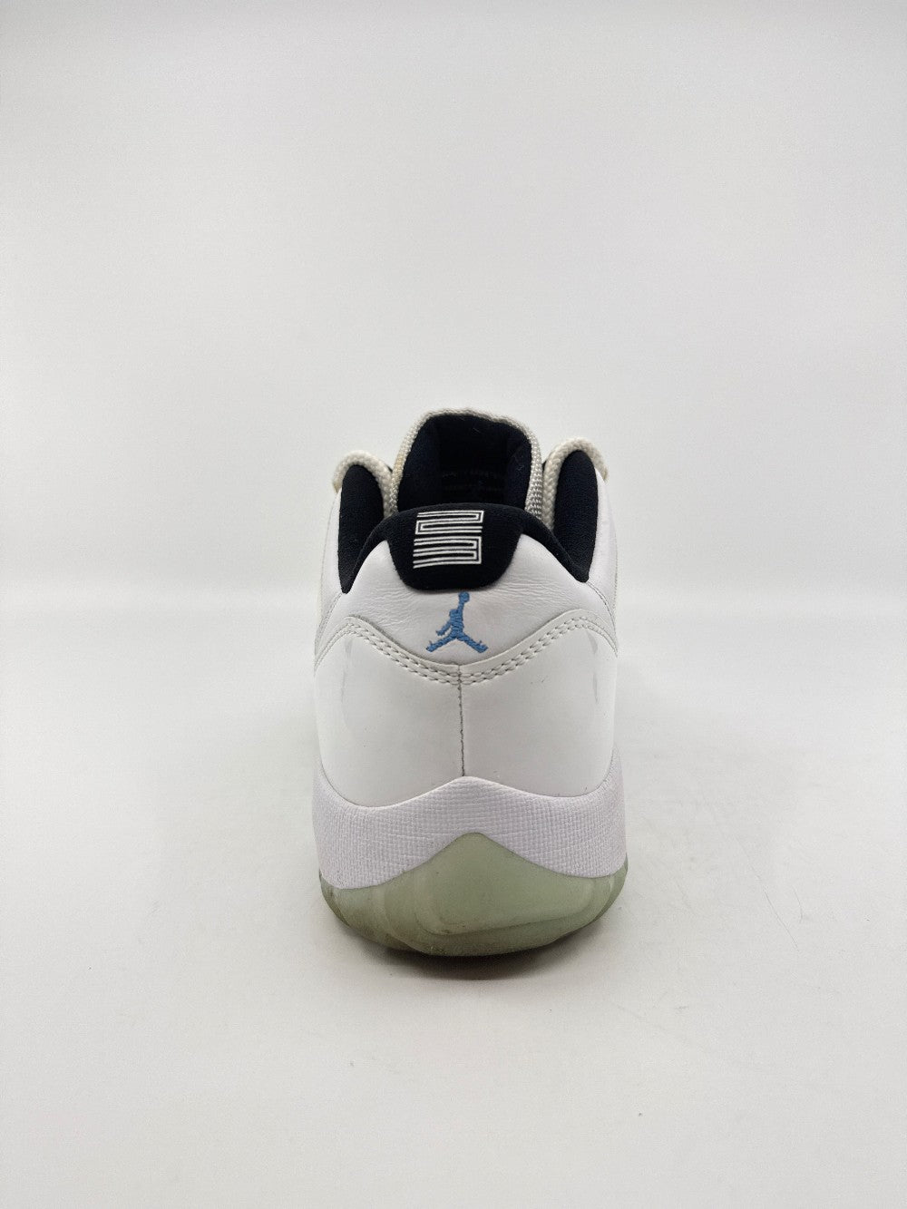 *USED* AJ 11 LOW - LEGEND BLUE|39275