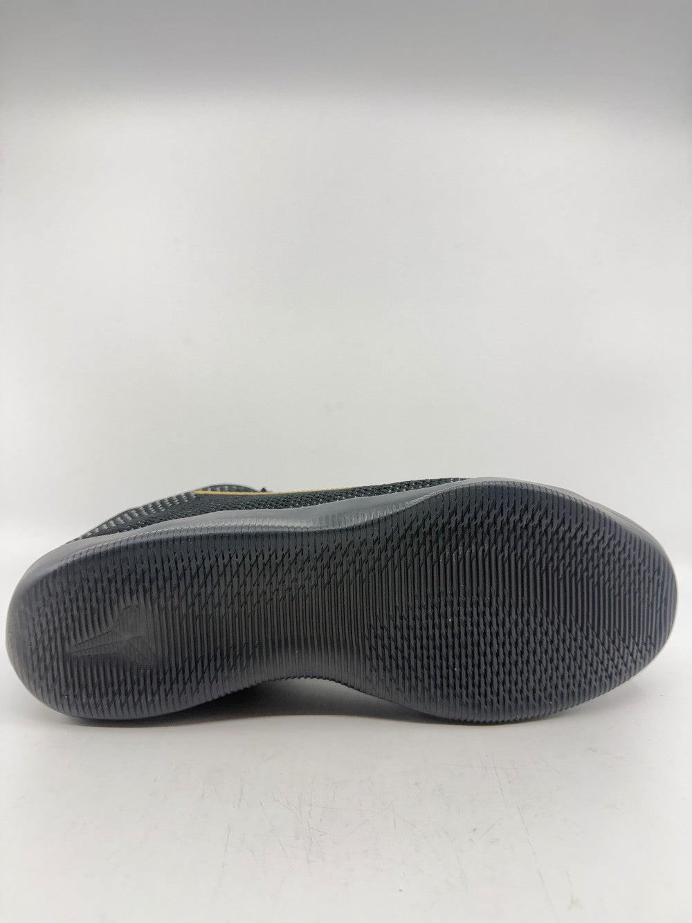 NIKE KOBE 11 ELITE LOW PROTRO - FADE TO BLACK (2026)|39281