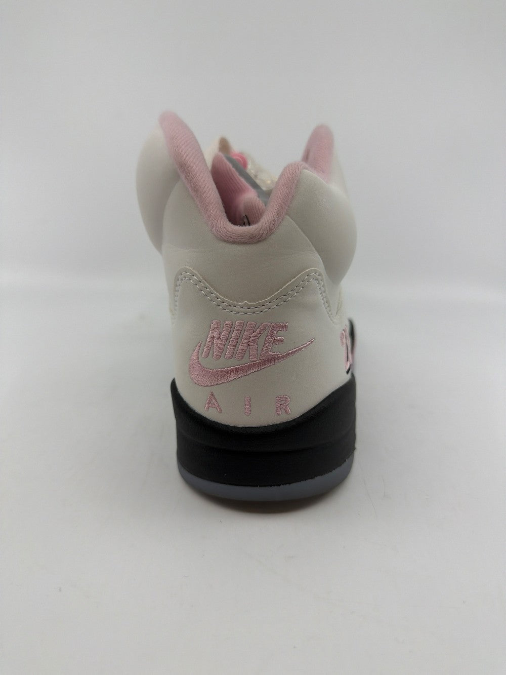 *USED* AJ 5 - MEDIUM SOFT PINK|39300