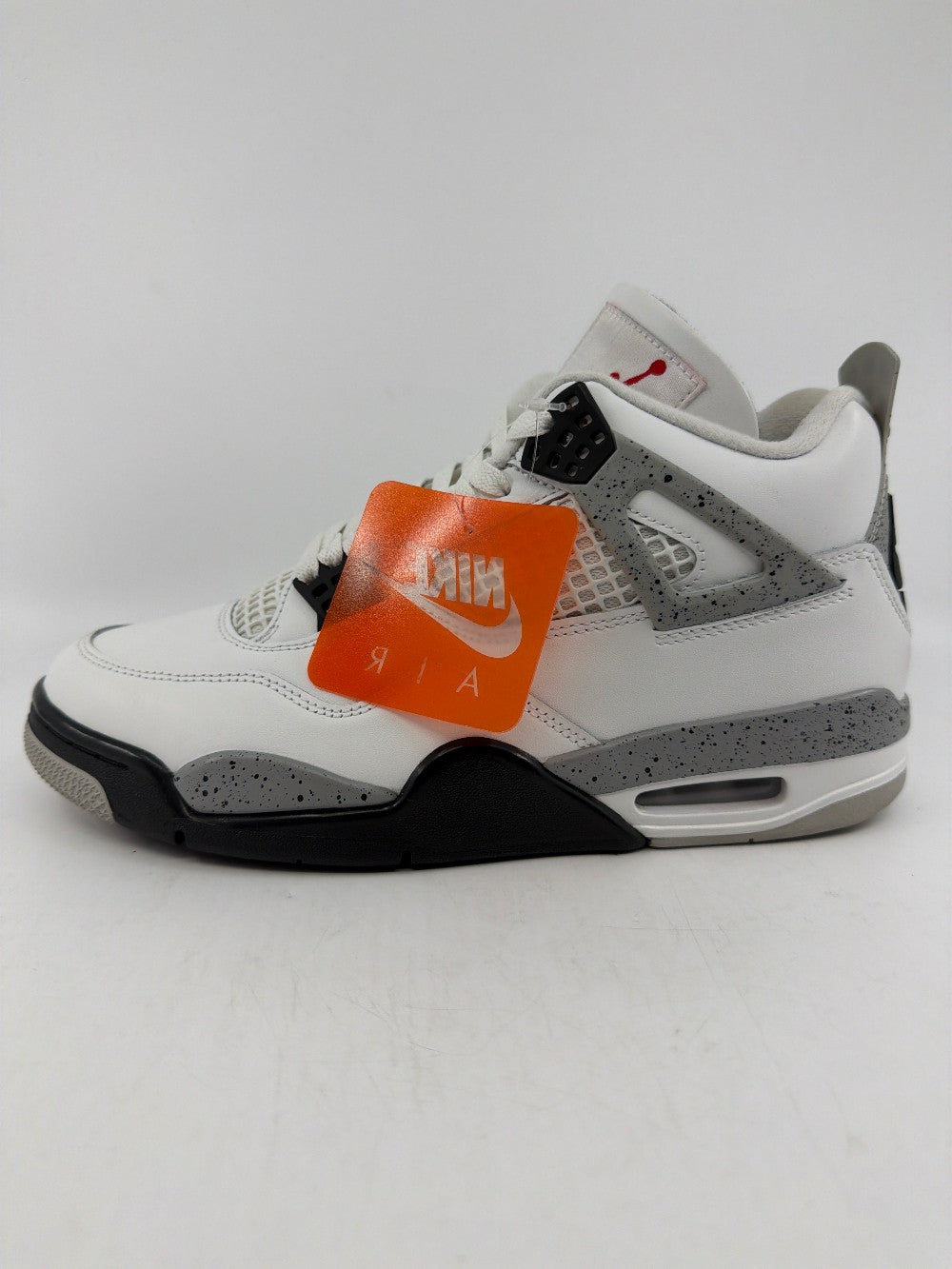 *USED* AJ 4 - WHITE CEMENT (2025)|39322