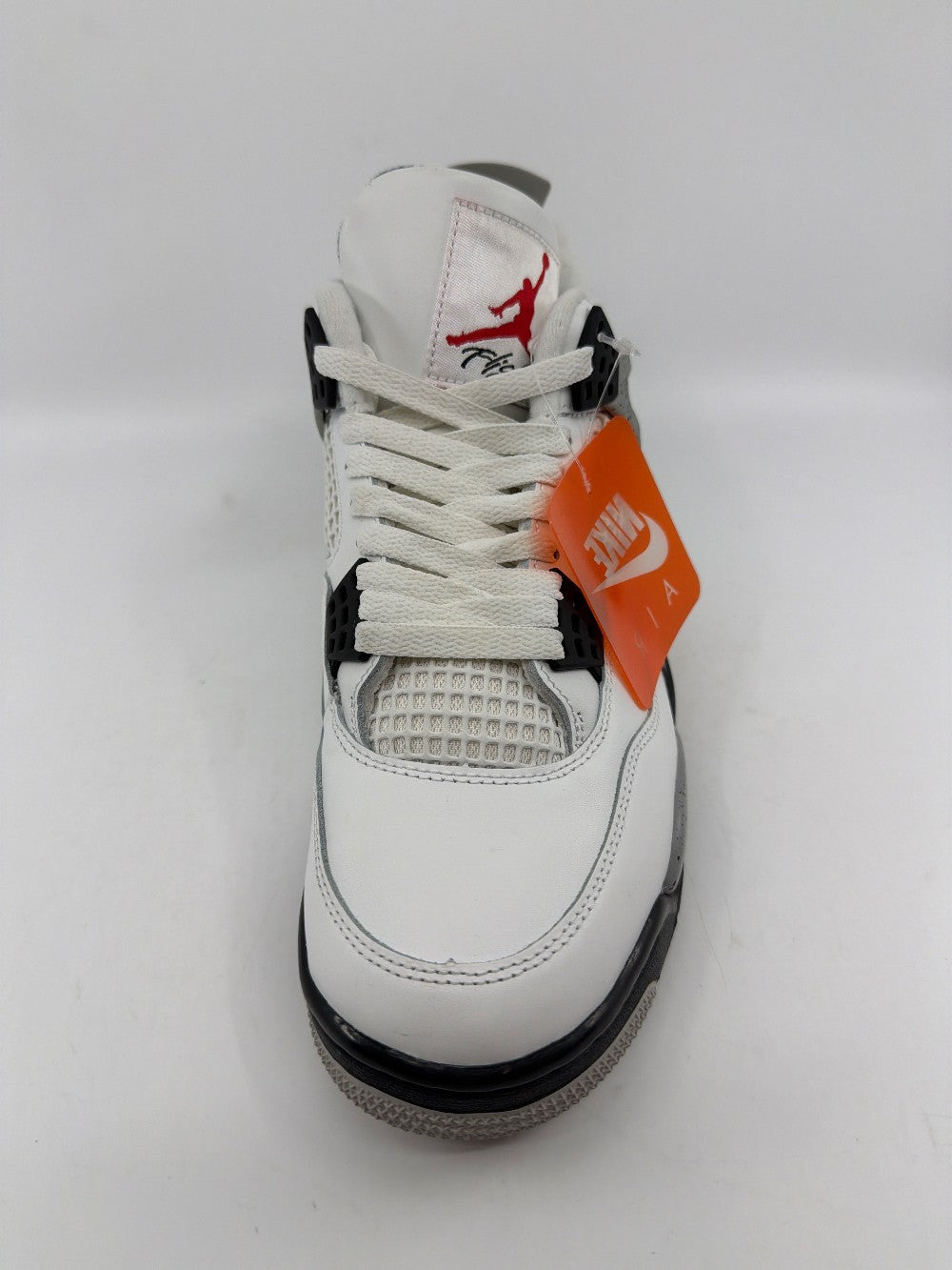 *USED* AJ 4 - WHITE CEMENT (2025)|39323